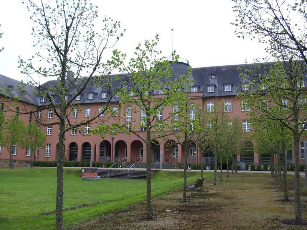Hotel Robert-Schuman-Haus Trier Exterior foto